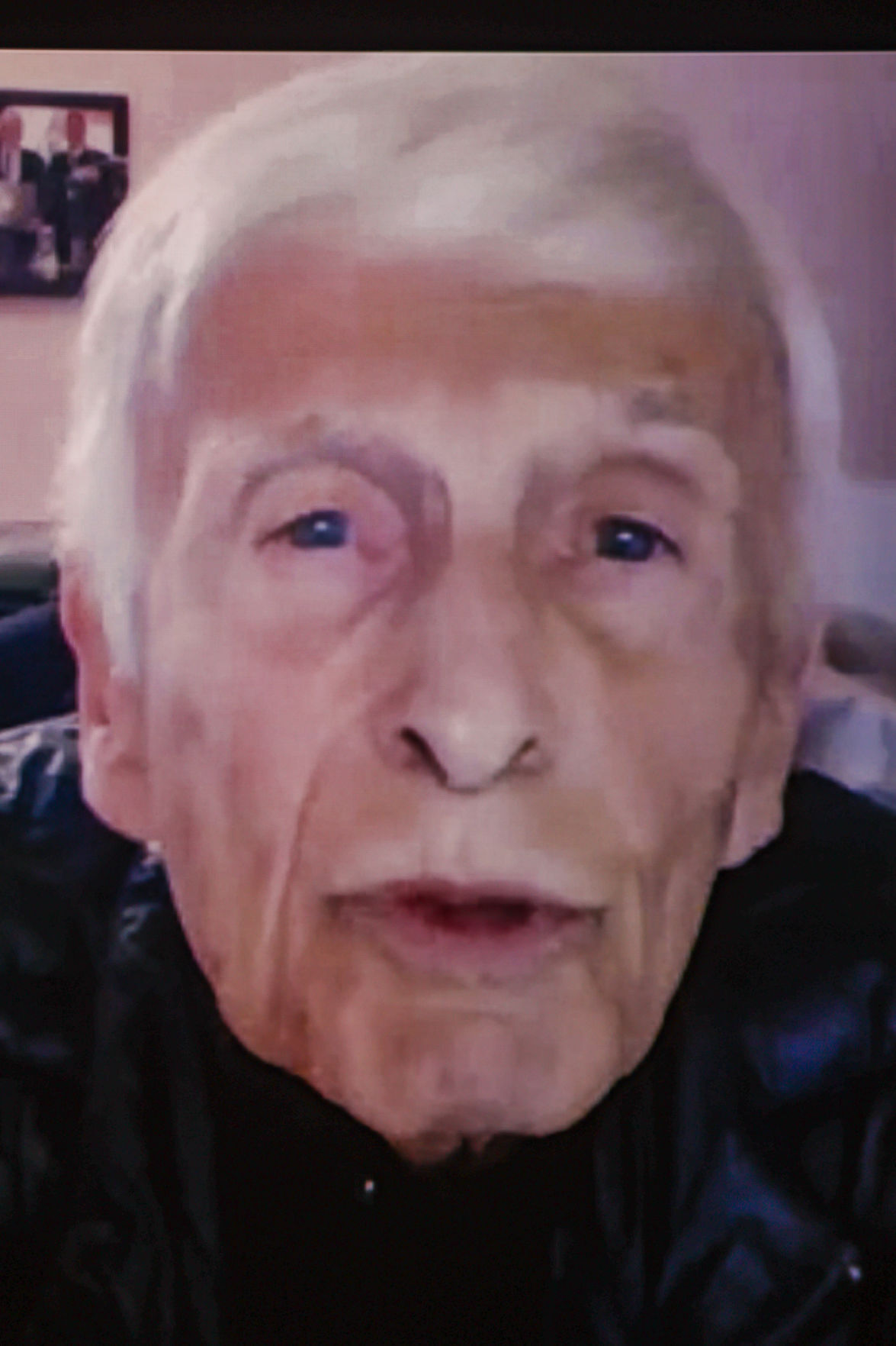 Stephen D. Smith and Heather Maio-Smith - interactive biography of Holocaust survivor Max Eisen